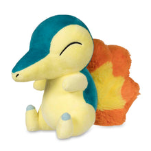 Cargar imagen en el visor de la galería, Peluche Cyndaquil
